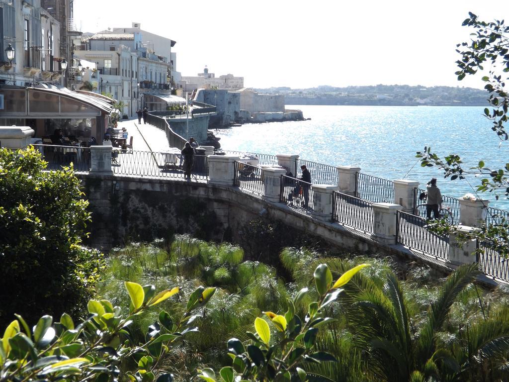 B&B Siracusa Holidays Syracuse Habitación foto